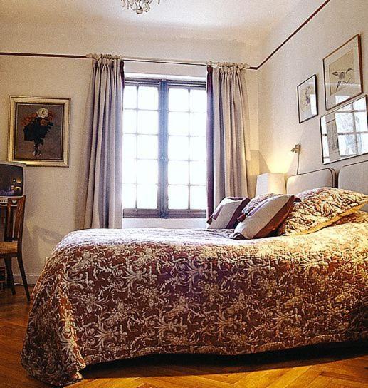 ホテルDomaine Du Moulin サン・ローラン・デ・ザルブル 部屋 写真