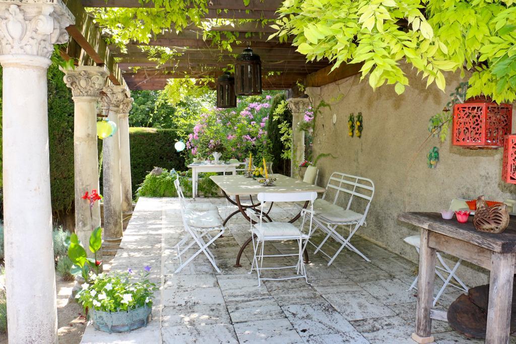 ホテルDomaine Du Moulin サン・ローラン・デ・ザルブル エクステリア 写真