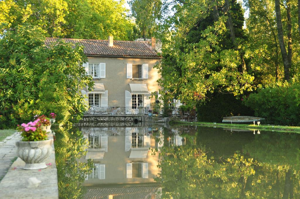 ホテルDomaine Du Moulin サン・ローラン・デ・ザルブル エクステリア 写真